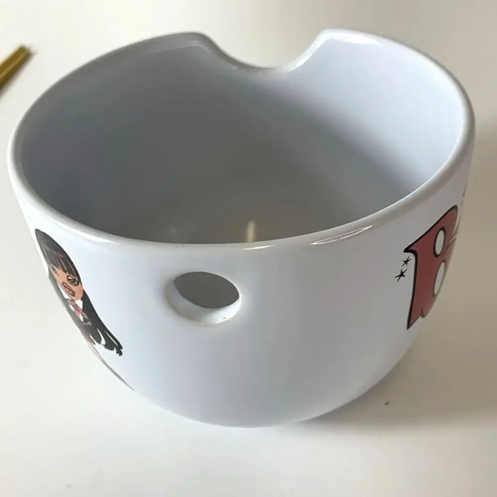 Bratz Characters White 20 Oz. Ceramic Ramen Bowl Chopsticks By Silver Buffalo